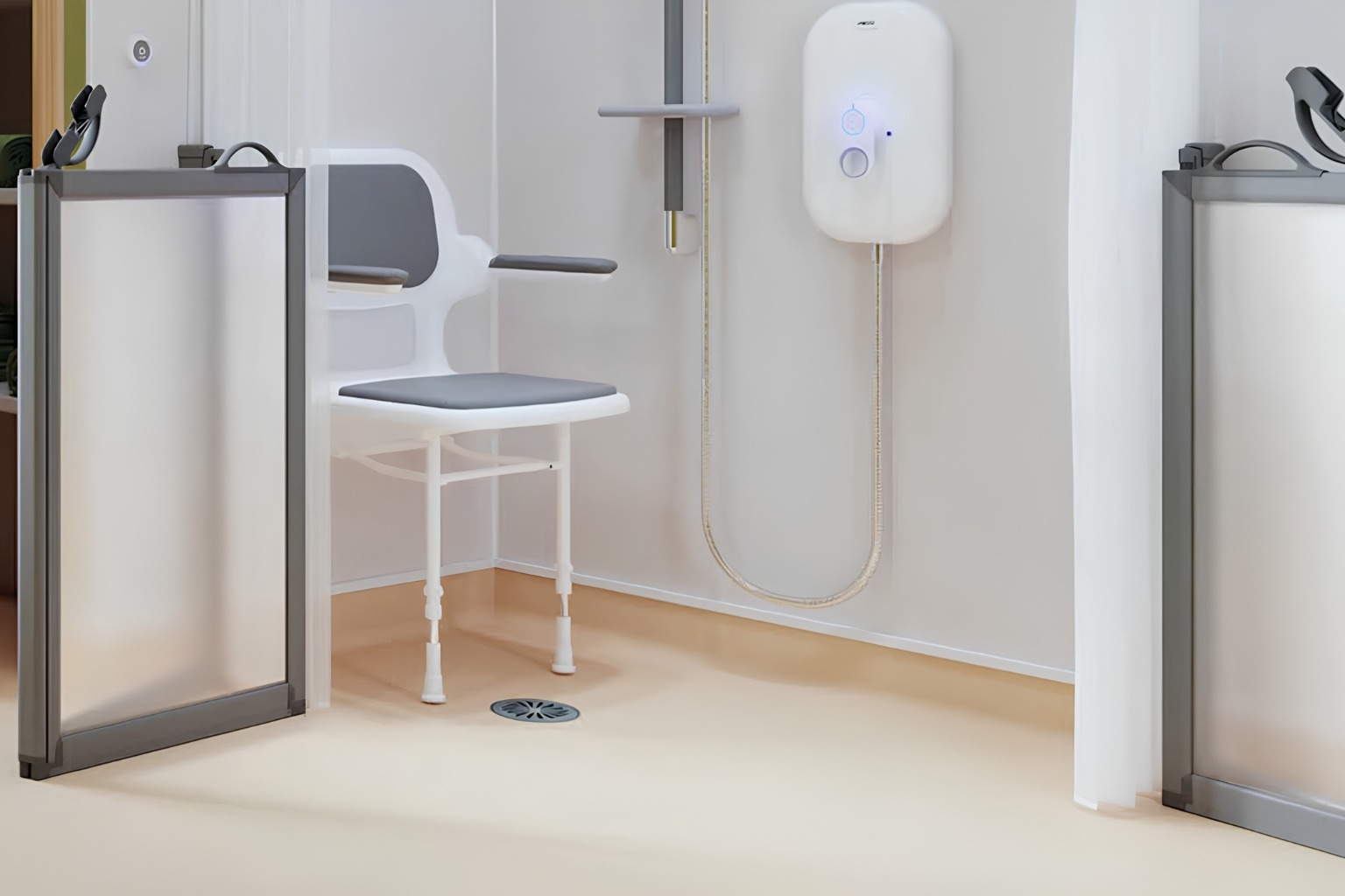 Accessible wet room with half-height shower screens for assisted showering