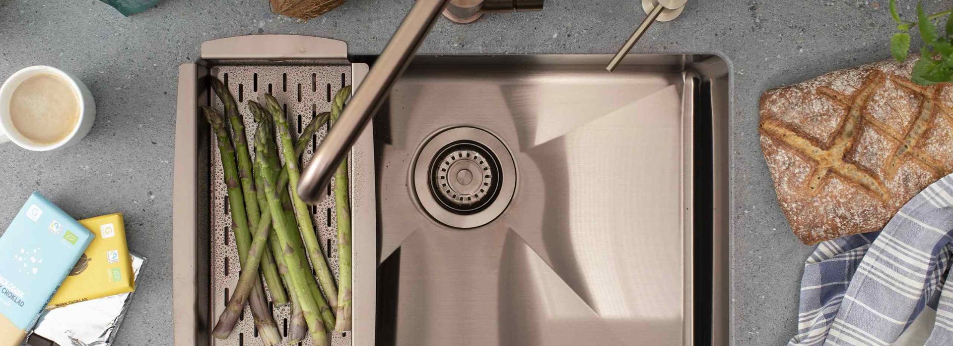 A shallow bowl kitchen sink can be stylish and practical